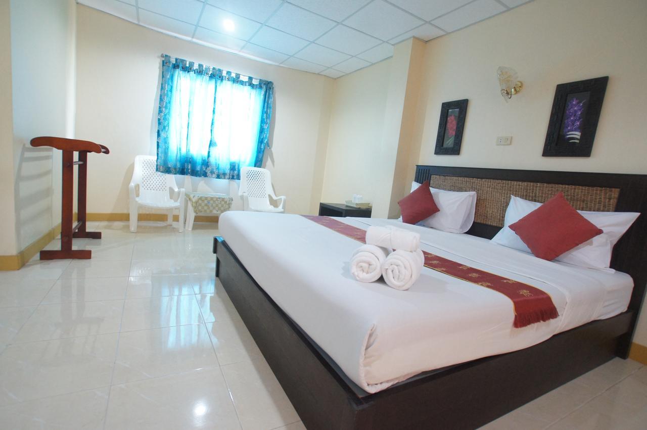 R.T. Hotel Као Лак Екстериор снимка
